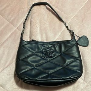 Brand New no tags Juicy Couture purse, very roomy
